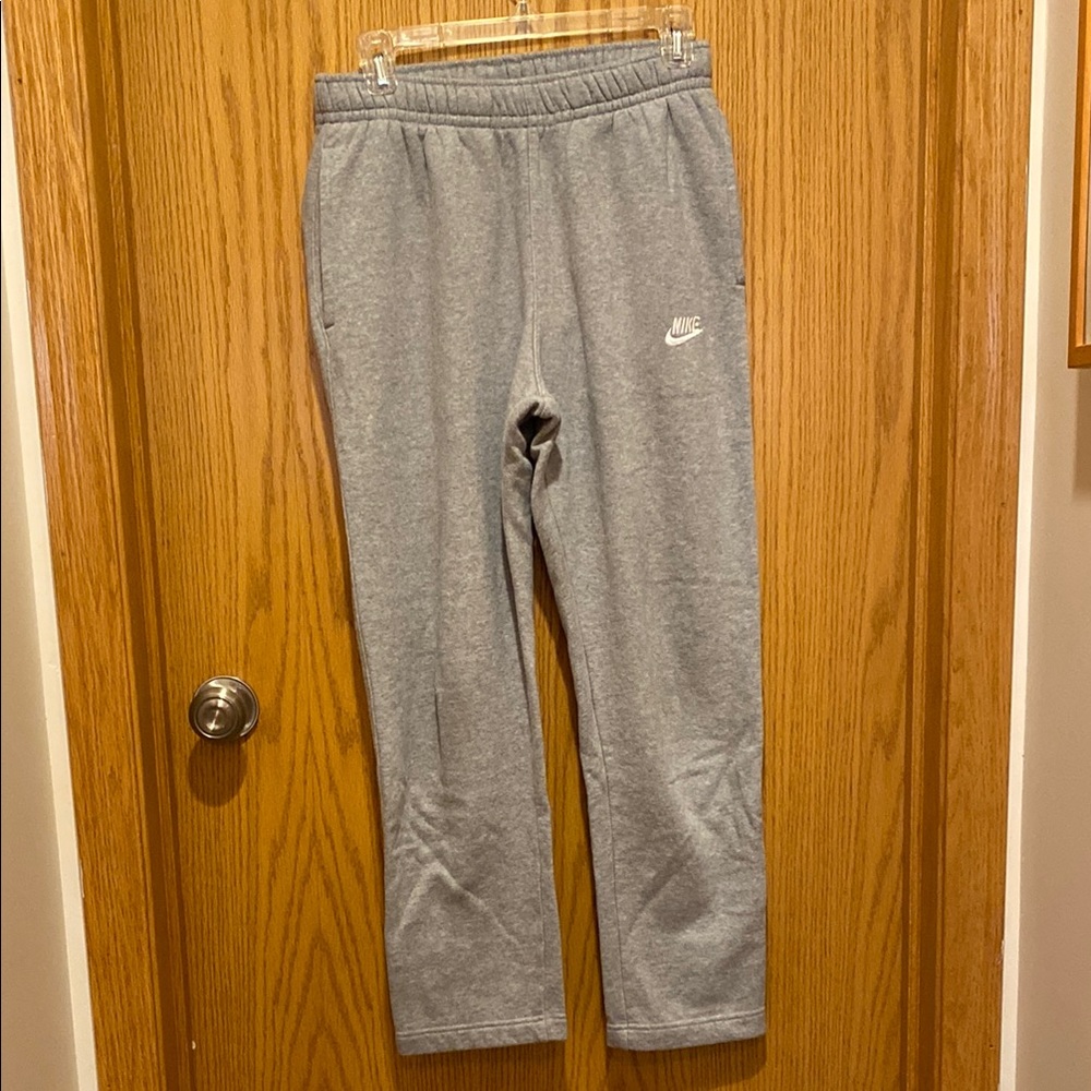 Nike Gray Athletic Joggers • very good condition